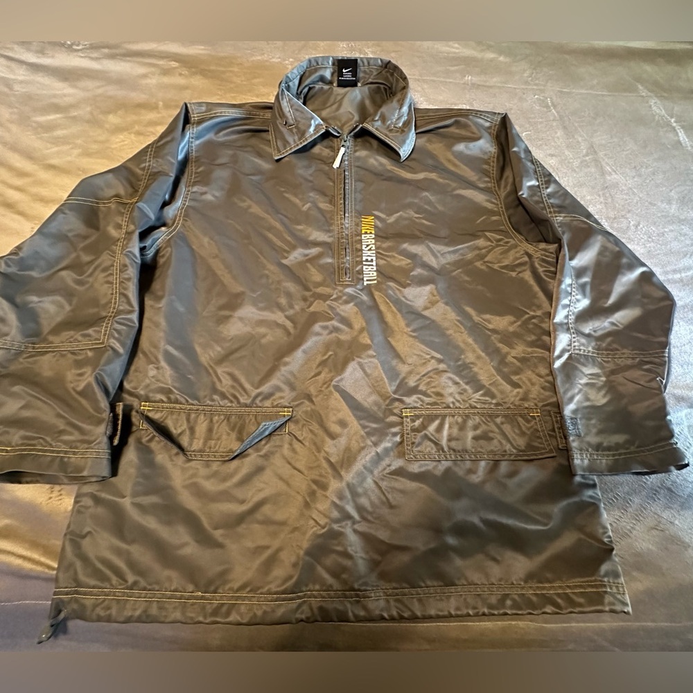 Vintage Nike basketball olive pullover lightweight windbreaker jacket size S